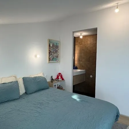 Le Bleu Dans Les Yeux 180cvue Vila *