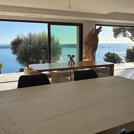 Vila Le Bleu Dans Les Yeux 180cvue