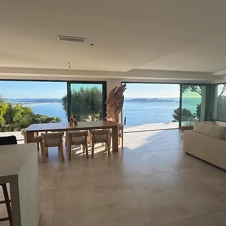 Villa Le Bleu Dans Les Yeux 180cvue Carqueiranne